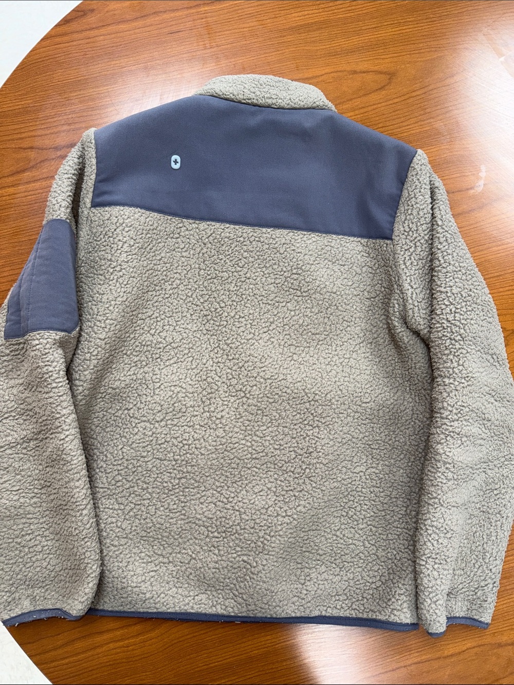 Figs Women's On-Shift Sherpa Jacket - Picture 3 of 5